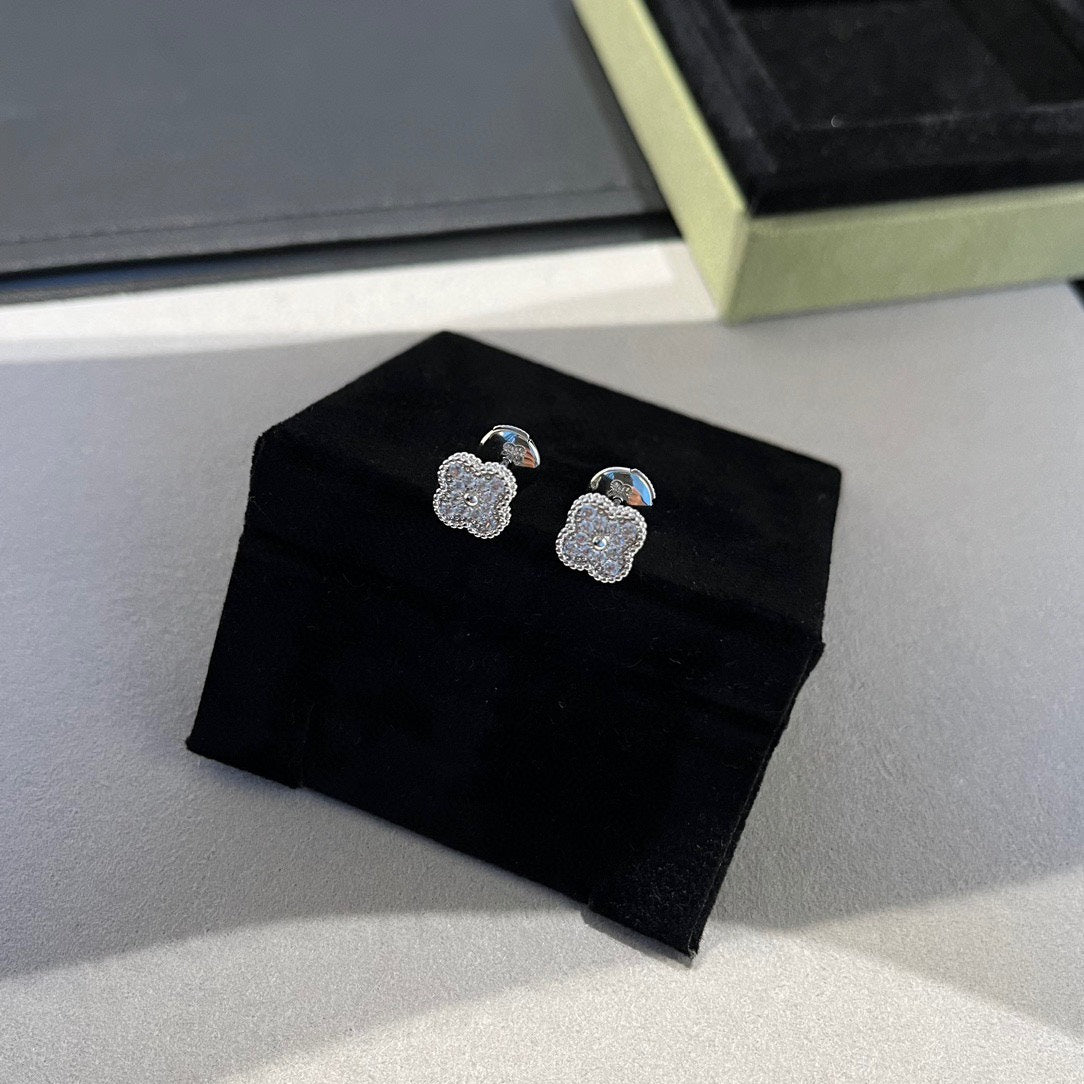 [basloveJW]CLOVER MINI DIAMANT OHRSTECKER